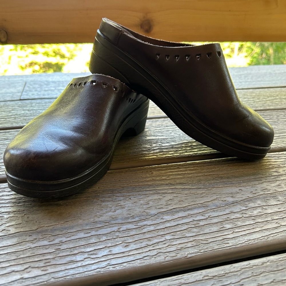Mephisto leather clogs size 38
